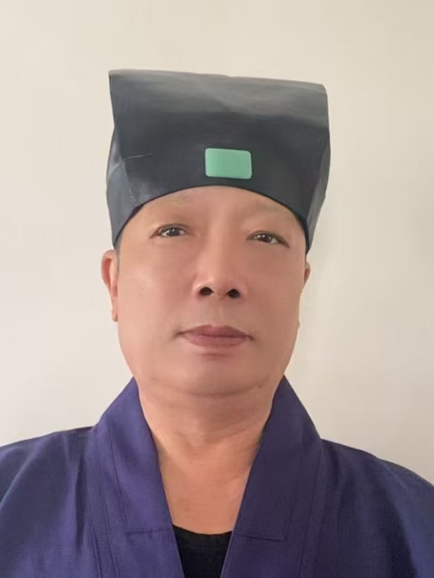 牛万宝